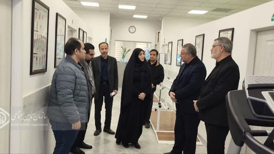 بازدید مدیرکل تامین اجتماعی استان قم از موسسه خیریه مهرآفرینان