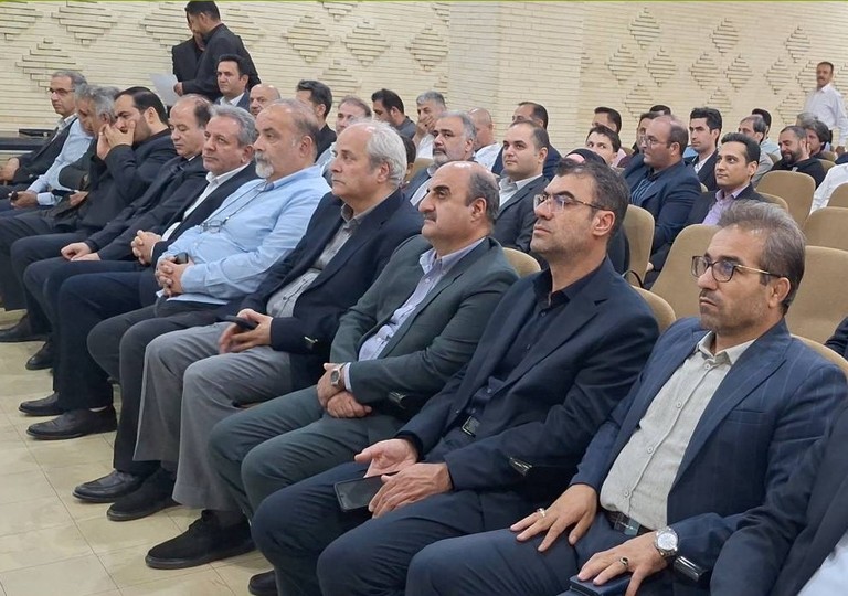 تجلیل از نقش‌آفرینان طرح‌های تحولی در روز تأمین اجتماعی