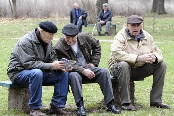 منابع مالی نظام‌های بازنشستگی دنیا چگونه تامین می‌شود؟