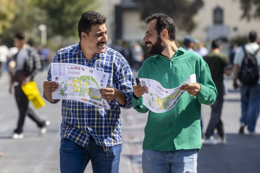جوانان در الکامپ (4).jpg